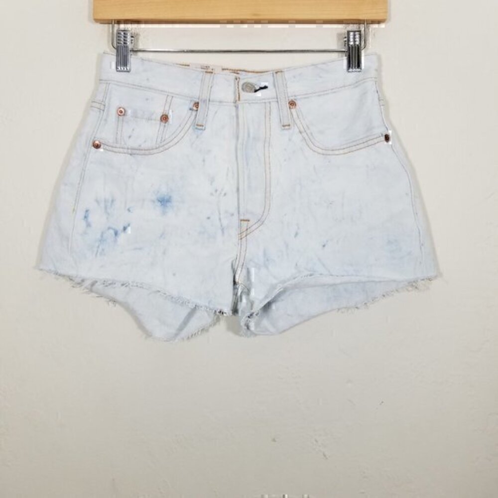 NWT Levi's 501 Button Fly High Rise Fitted Through Hip Jean Shorts Blue Size 24